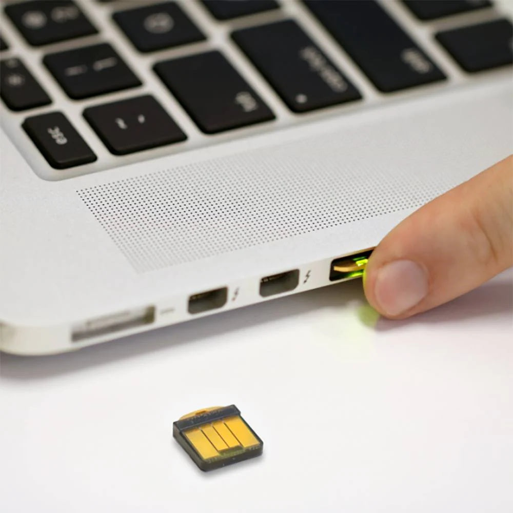 YubiKey 5 Nano – Chiave di Sicurezza USB-A Ultra-Compatta